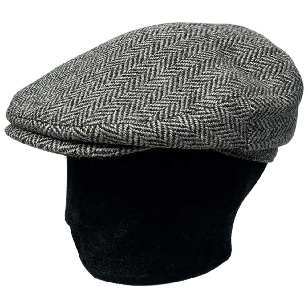 Saint Martin - Grey Wool Felt Ivy Cap on Head -Style