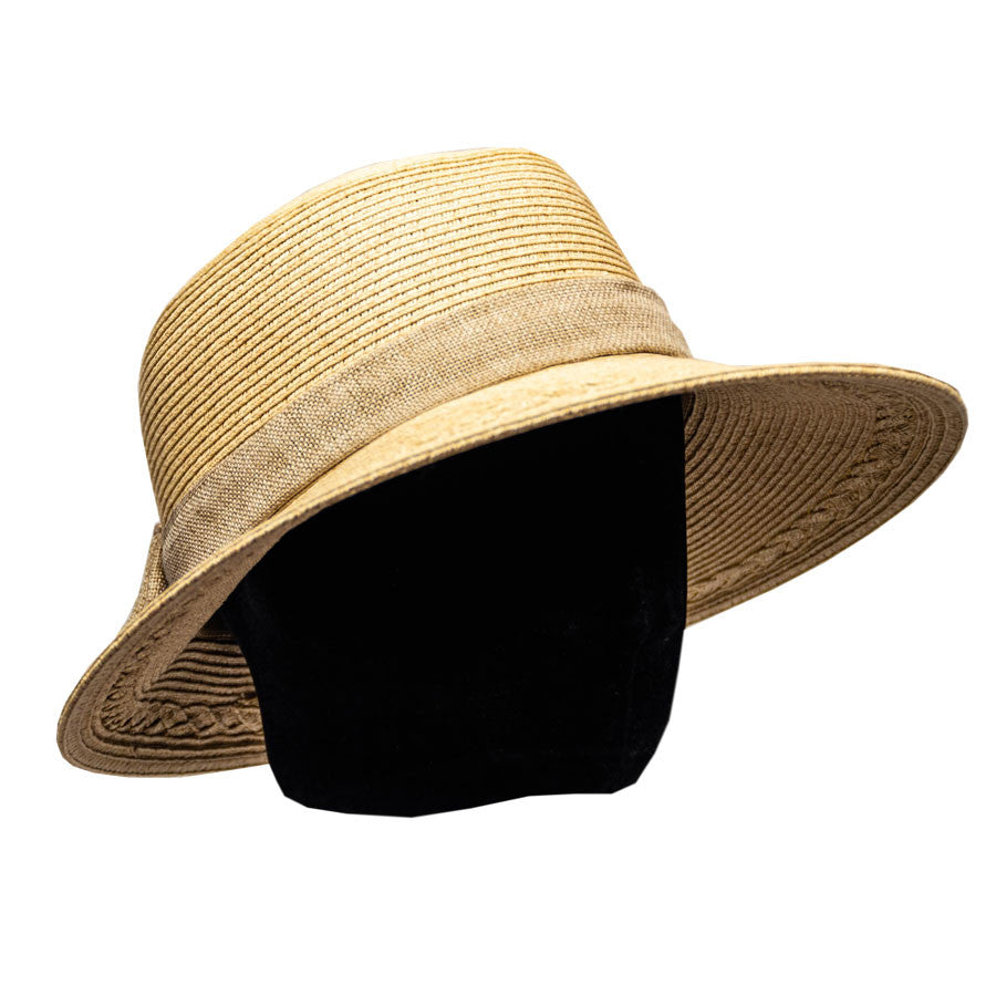 Saint Martin - Ribbon Bucket Hat (Model Right)