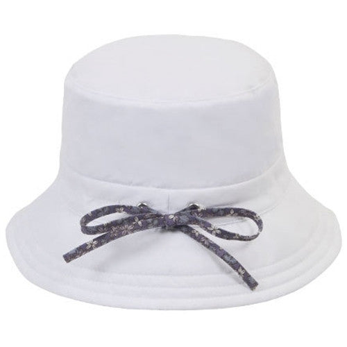 Kooringal - Ladies Reversible Golf Hat in White - Back